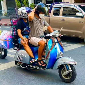 Vespa Moves